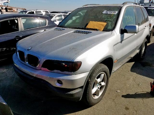 5UXFA53592LP35149 - 2002 BMW X5 3.0I SILVER photo 2