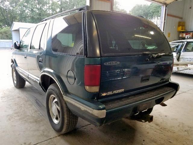 1GNDT13W8V2174447 - 1997 CHEVROLET BLAZER GREEN photo 3