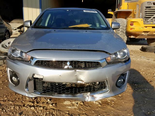 JA32U2FU1HU014608 - 2017 MITSUBISHI LANCER ES SILVER photo 9