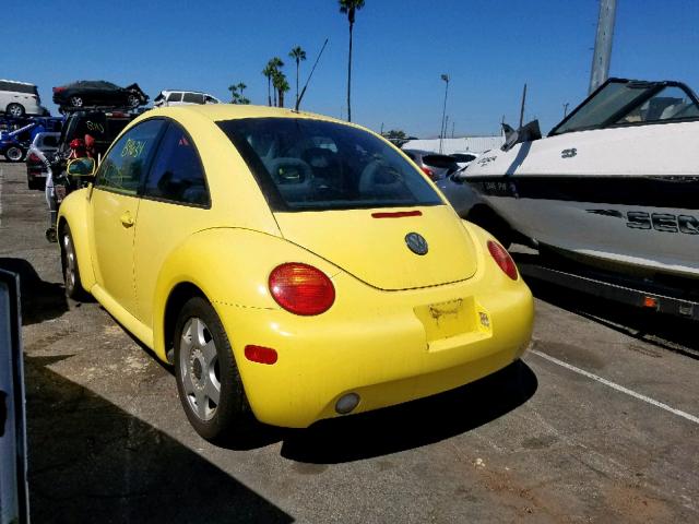 3VWCC21C3XM473176 - 1999 VOLKSWAGEN NEW BEETLE YELLOW photo 3