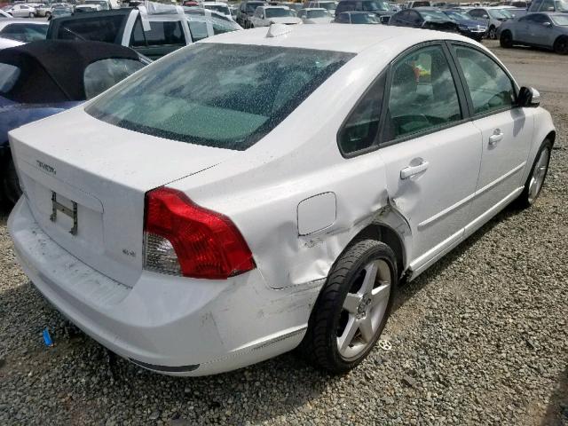 YV1MS390582358995 - 2008 VOLVO S40 2.4I WHITE photo 4