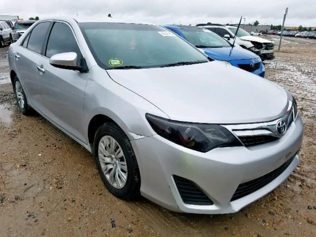 4T4BF1FKXCR200730 - 2012 TOYOTA CAMRY BASE SILVER photo 1