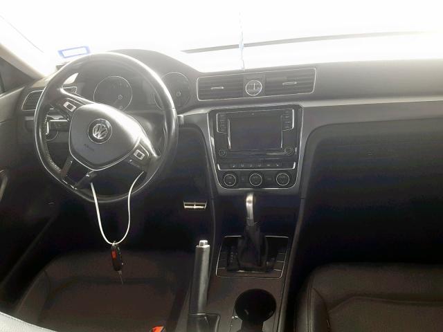 1VWDT7A32HC068866 - 2017 VOLKSWAGEN PASSAT R-L BLACK photo 9