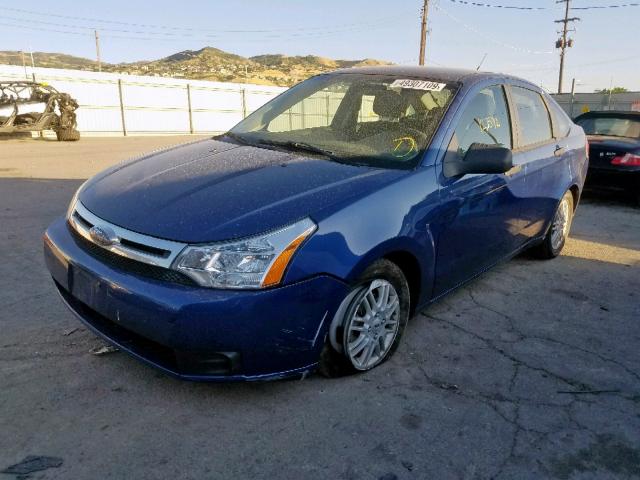 1FAHP35N99W133912 - 2009 FORD FOCUS SE BLUE photo 2