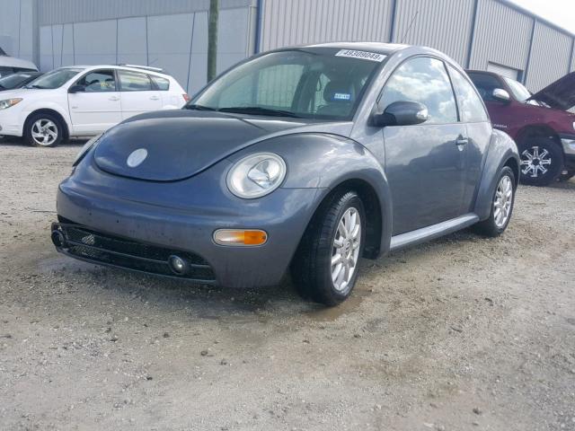 3VWCK31CX4M417479 - 2004 VOLKSWAGEN NEW BEETLE ნაცრისფერი ფოტო 2