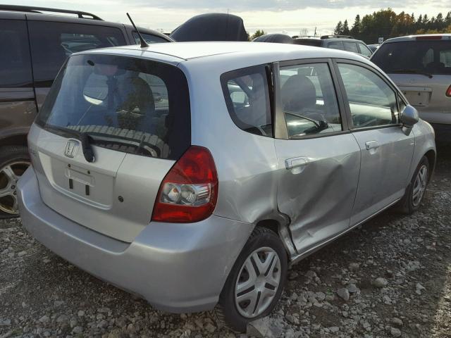 JHMGD38427S817222 - 2007 HONDA FIT SILVER photo 4