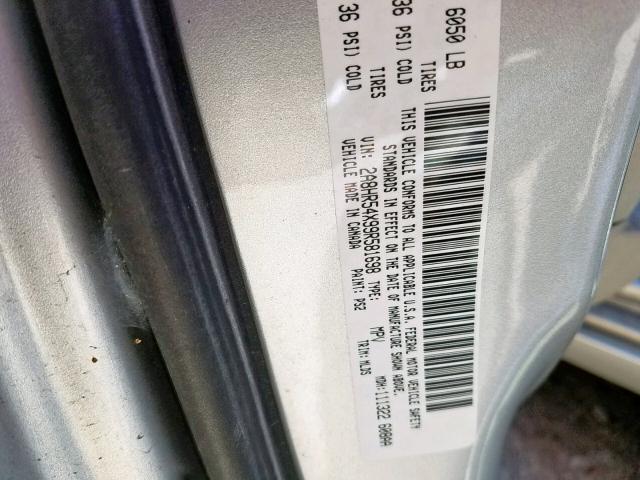 2A8HR54X99R581698 - 2009 CHRYSLER TOWN & COU SILVER photo 10