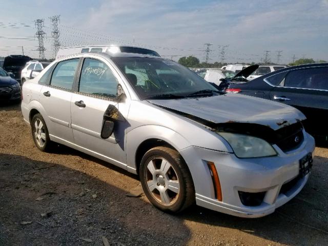 1FAHP34N86W190762 - 2006 FORD FOCUS ZX4 SILVER photo 1