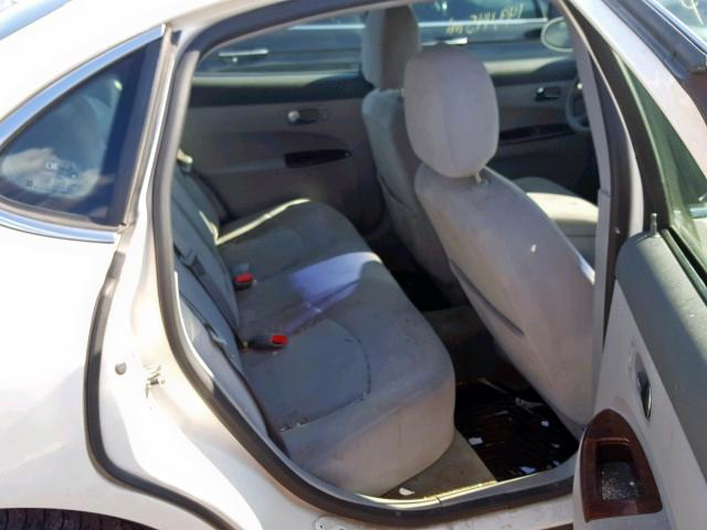 2G4WC582971217853 - 2007 BUICK LACROSSE C WHITE photo 6