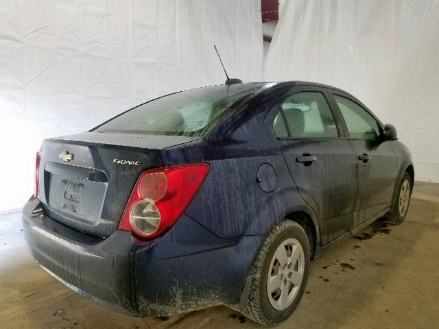 1G1JA5SG4F4140944 - 2015 CHEVROLET SONIC LS BLUE photo 4