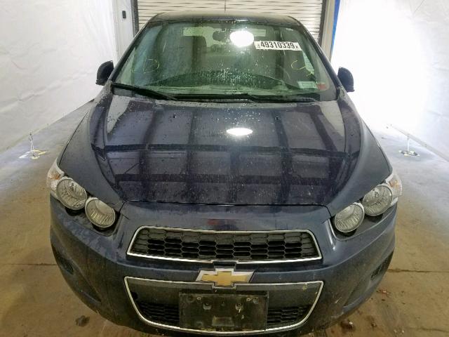 1G1JA5SG4F4140944 - 2015 CHEVROLET SONIC LS BLUE photo 9