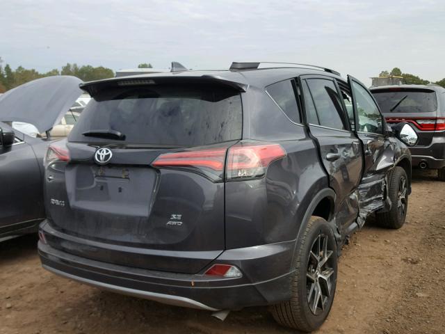 2T3JFREV9JW762039 - 2018 TOYOTA RAV4 SE GRAY photo 4