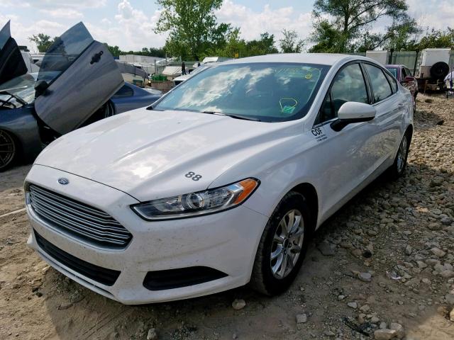 1FA6P0G7XG5135336 - 2016 FORD FUSION S WHITE photo 2