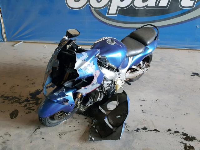 JS1GW71A042104196 - 2004 SUZUKI GSX1300 R BLUE photo 2