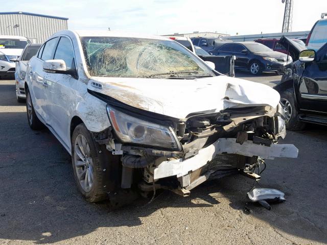 1G4GB5G38GF197069 - 2016 BUICK LACROSSE WHITE photo 1