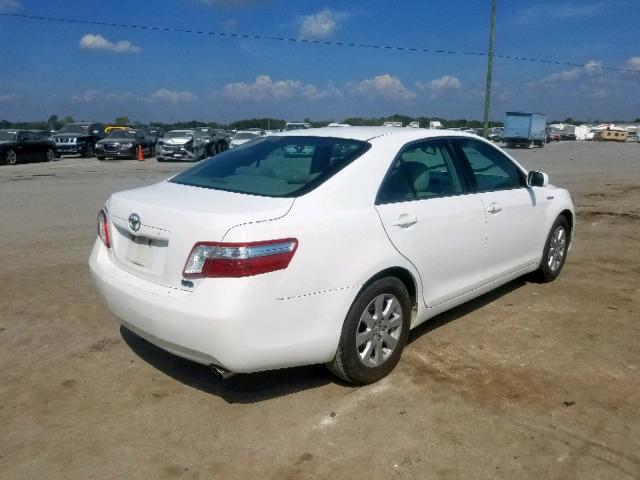 4T1BB46KX8U048575 - 2008 TOYOTA CAMRY HYBR WHITE photo 4