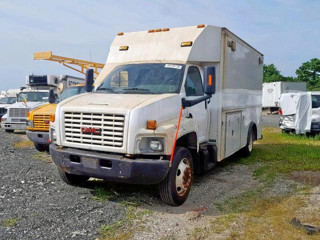 1GDJ6C1305F527937 - 2005 GMC C6500 C6C0 WHITE photo 2