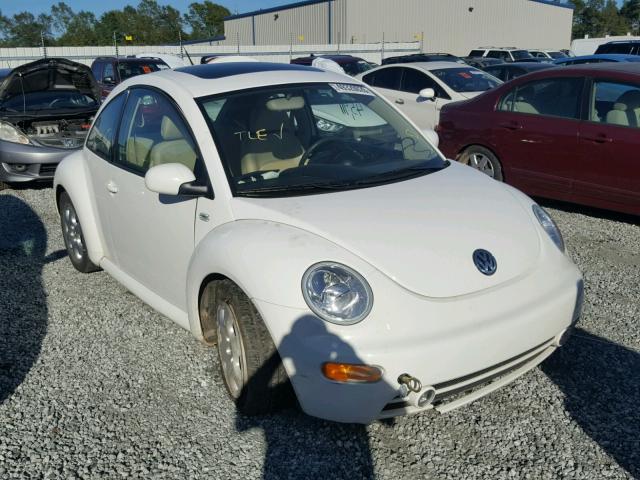 3VWCB21C42M450100 - 2002 VOLKSWAGEN NEW BEETLE WHITE photo 1