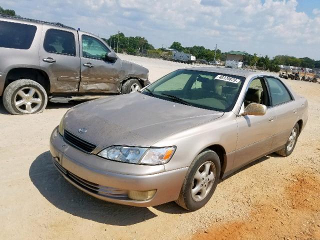 JT8BF22G2V0001377 - 1997 LEXUS ES 300 BEIGE photo 2