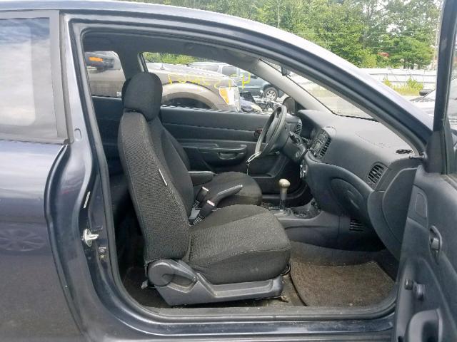 KMHCM36C89U124197 - 2009 HYUNDAI ACCENT GS GRAY photo 5