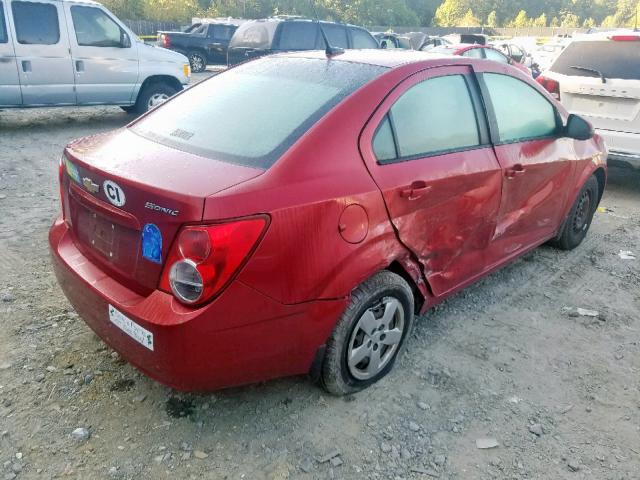 1G1JA5SG1D4198006 - 2013 CHEVROLET SONIC LS RED photo 4