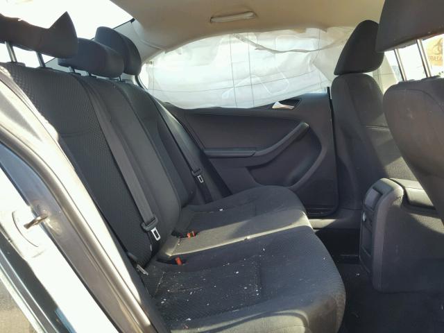 3VW2K7AJ5DM300250 - 2013 VOLKSWAGEN JETTA BASE 灰色 照片 6