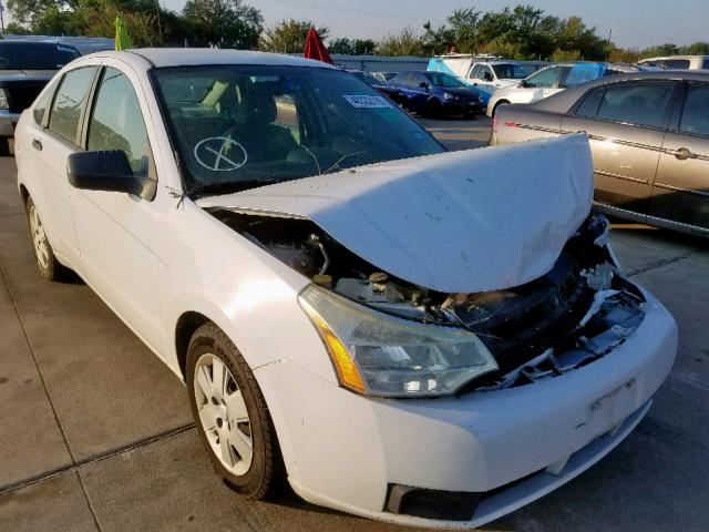 1FAHP34N48W279473 - 2008 FORD FOCUS S/SE WHITE photo 1