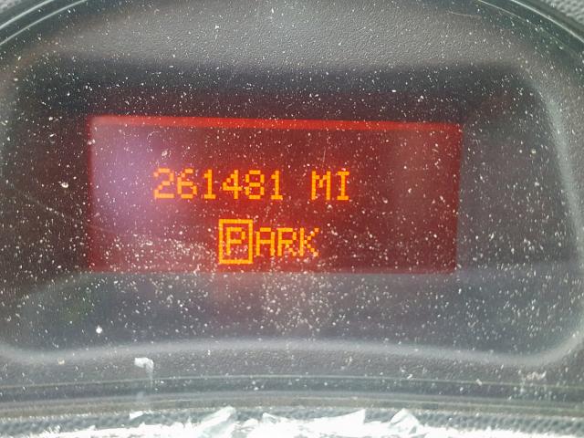 2G2WR524841369409 - 2004 PONTIAC GRAND PRIX SILVER photo 8