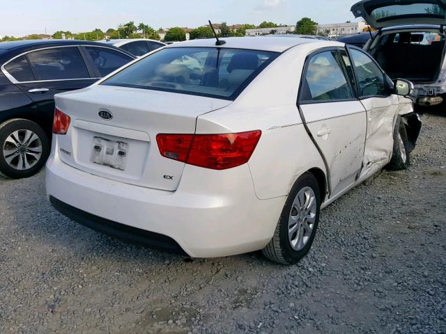 KNAFU4A23C5491495 - 2012 KIA FORTE EX WHITE photo 4