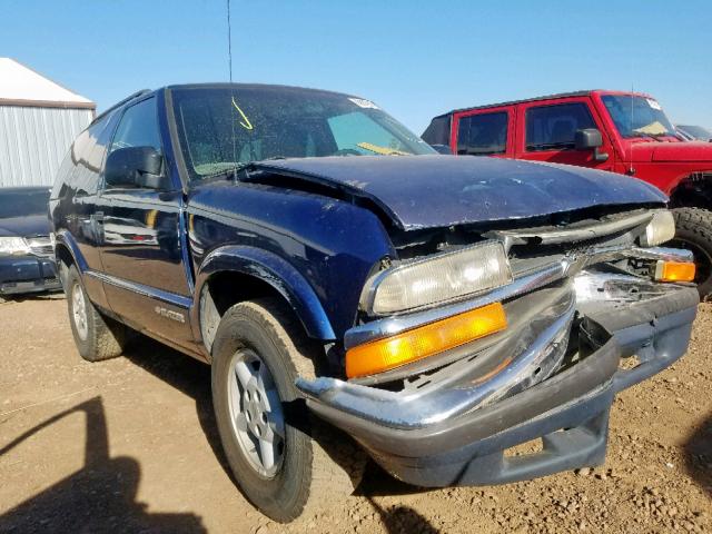 1GNCT18W8YK228323 - 2000 CHEVROLET BLAZER BLUE photo 1