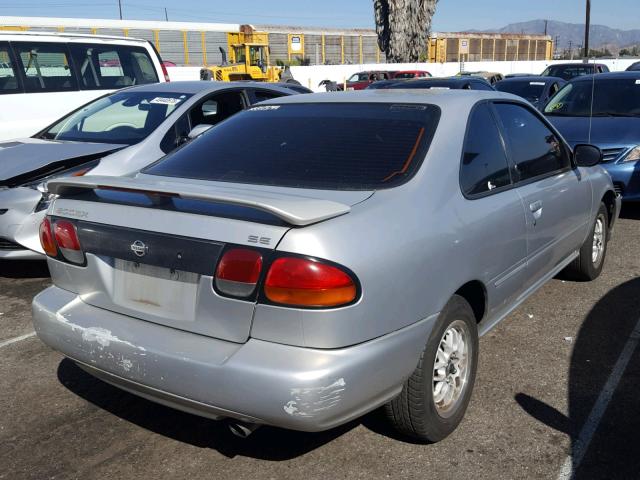 1N4AB42D4WC508264 - 1998 NISSAN 200SX BASE SILVER photo 4