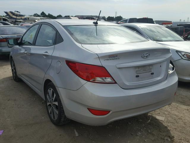 KMHCT4AEXHU293038 - 2017 HYUNDAI ACCENT SE SILVER photo 3