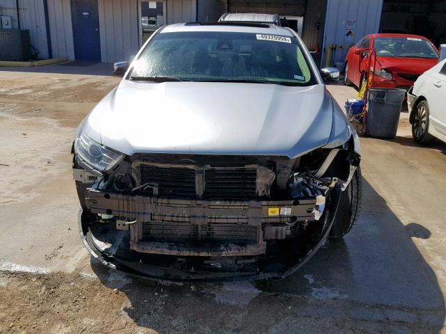 1FAHP2F80DG142553 - 2013 FORD TAURUS LIM SILVER photo 9