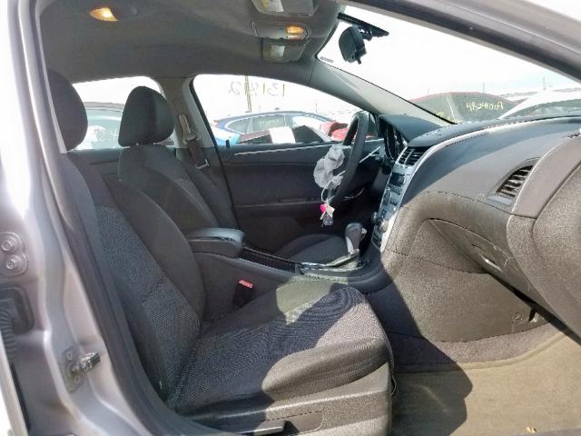 1G1ZC5E01CF244982 - 2012 CHEVROLET MALIBU 1LT SILVER photo 5