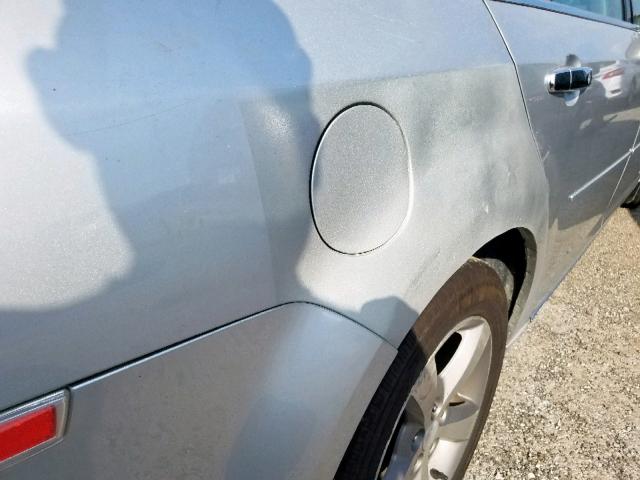 1G1ZC5E01CF244982 - 2012 CHEVROLET MALIBU 1LT SILVER photo 9