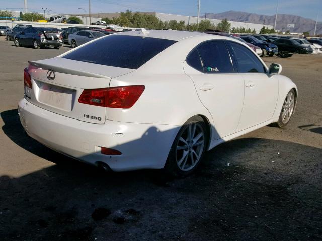 JTHBK262872057325 - 2007 LEXUS IS 250 WHITE photo 4