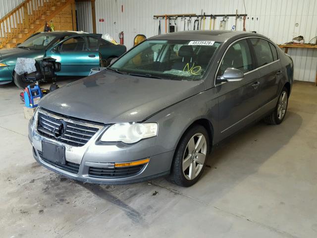 WVWAK73C78P089047 - 2008 VOLKSWAGEN PASSAT KOM GRAY photo 2