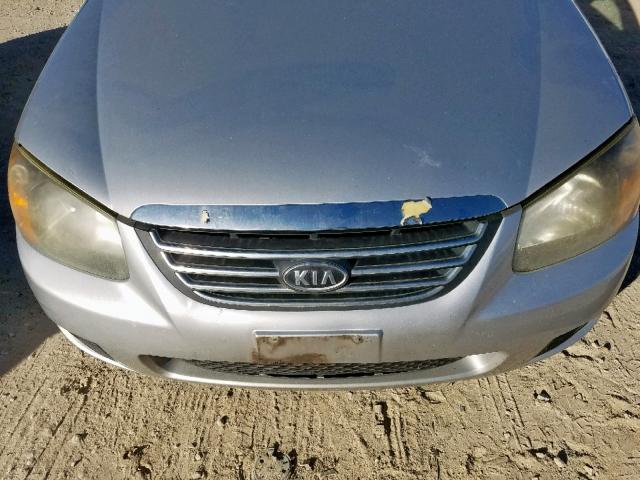 KNAFE221295634954 - 2009 KIA SPECTRA EX SILVER photo 9