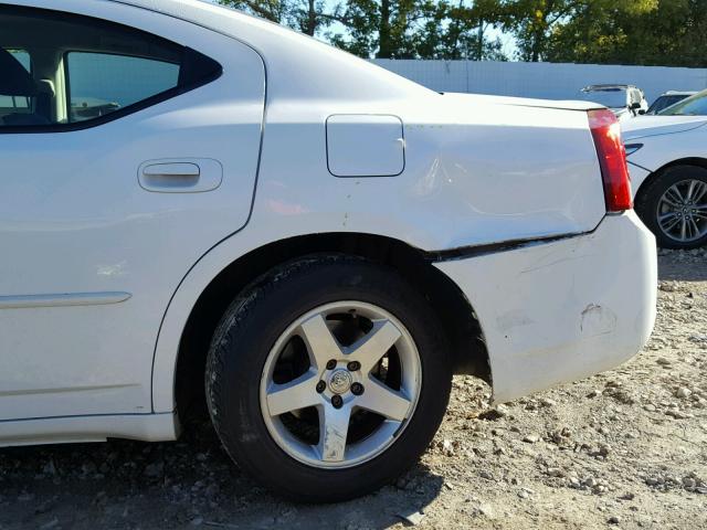 2B3CA3CV5AH256717 - 2010 DODGE CHARGER SX WHITE photo 9