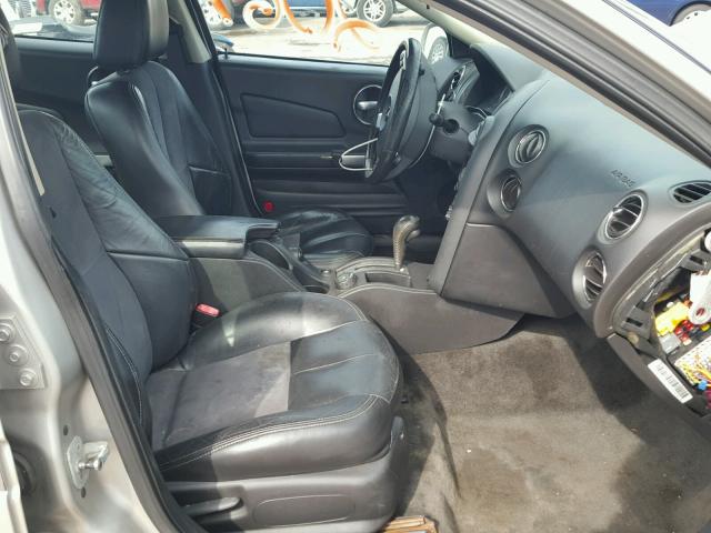 2G2WC55C181128916 - 2008 PONTIAC GRAND PRIX SILVER photo 5