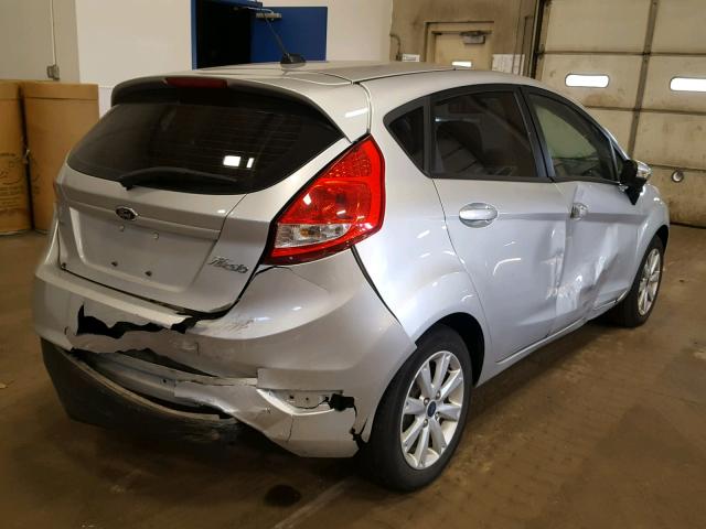 3FADP4EJ1DM226286 - 2013 FORD FIESTA SE SILVER photo 4