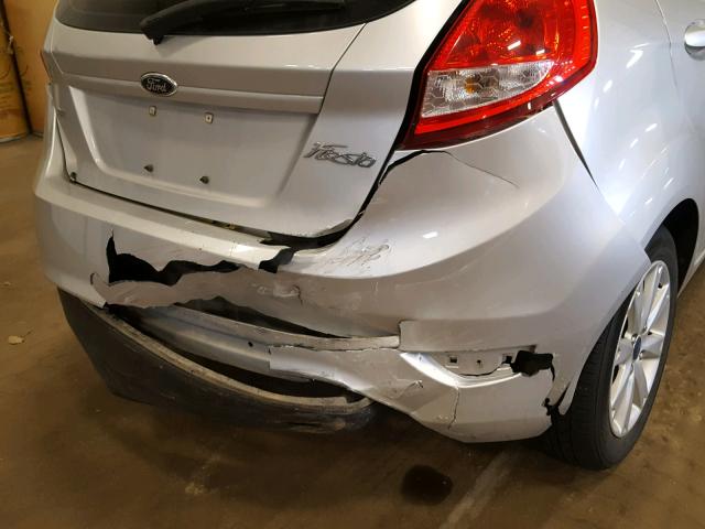 3FADP4EJ1DM226286 - 2013 FORD FIESTA SE SILVER photo 9