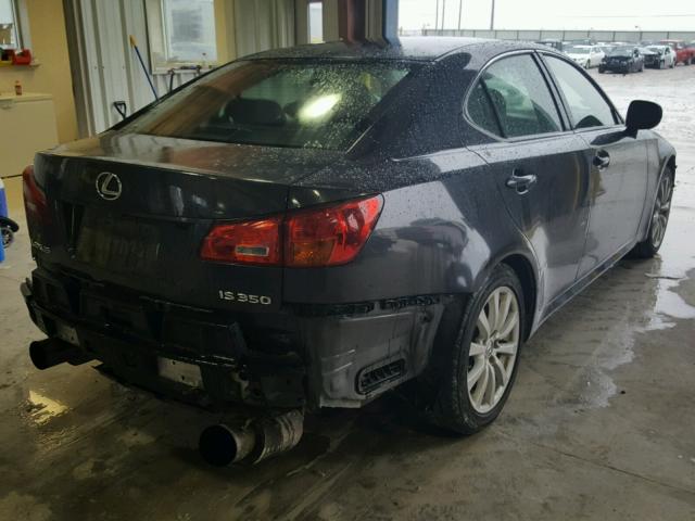 JTHBE262765008749 - 2006 LEXUS IS 350 GRAY photo 4