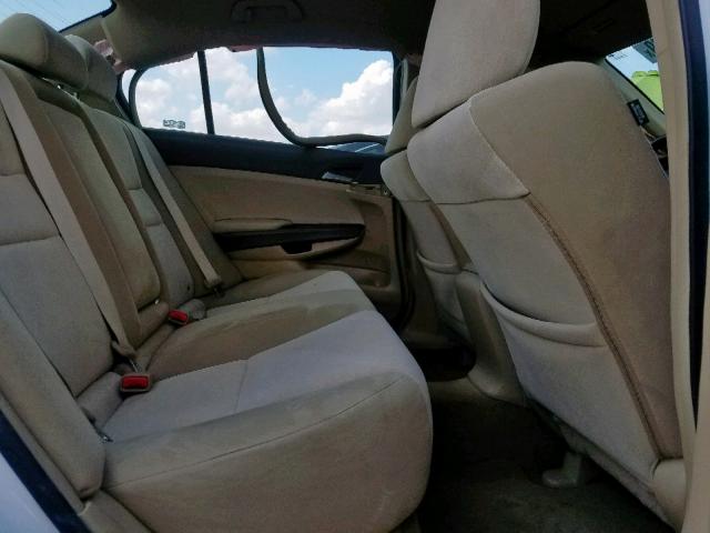 JHMCP264X8C044319 - 2008 HONDA ACCORD LXP WHITE photo 6