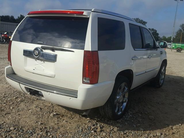 1GYUKEEJ6AR161857 - 2010 CADILLAC ESCALADE H WHITE photo 4