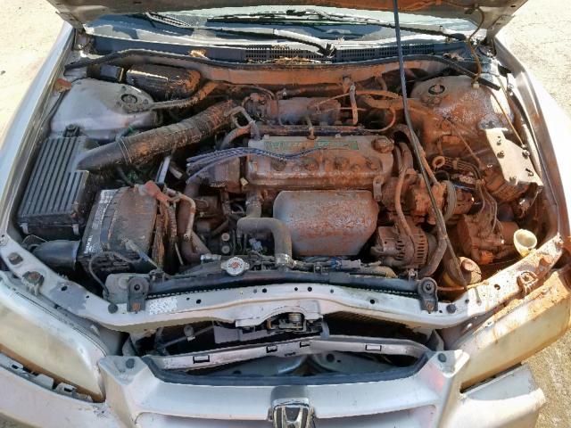 1HGCG6673XA074776 - 1999 HONDA ACCORD EX GRAY photo 7