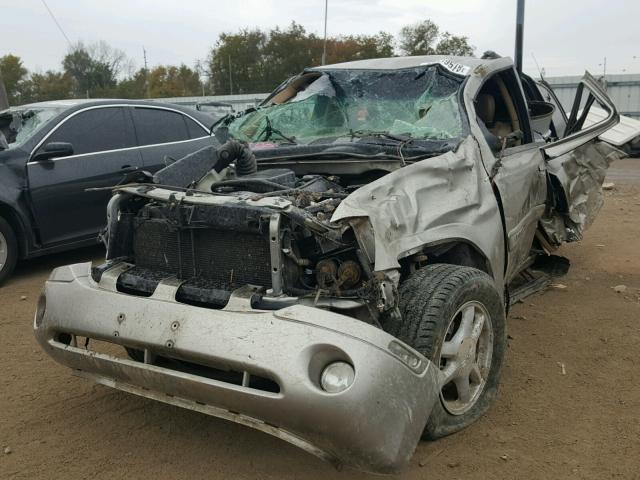 1GKDT13S922262185 - 2002 GMC ENVOY TAN photo 2