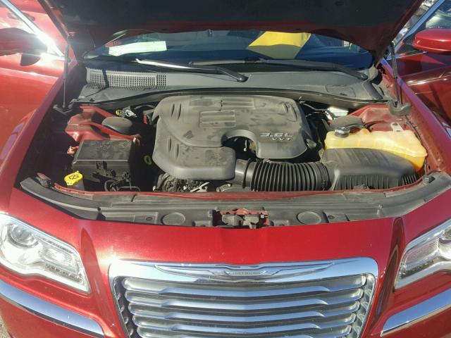 2C3CA4CG9BH530058 - 2011 CHRYSLER 300 RED photo 7