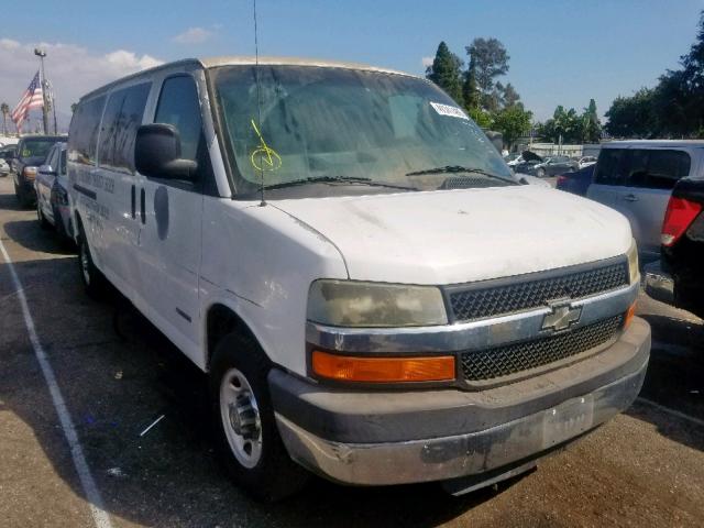 1GAHG39U331164288 - 2003 CHEVROLET EXPRESS G3 WHITE photo 1