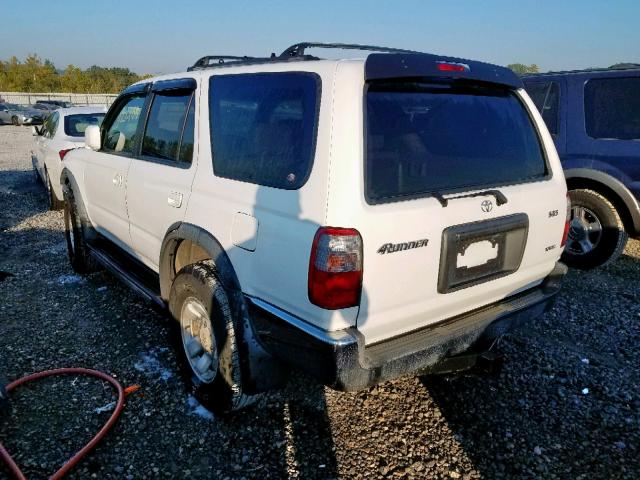 JT3GN86R3X0135198 - 1999 TOYOTA 4RUNNER SR WHITE photo 3